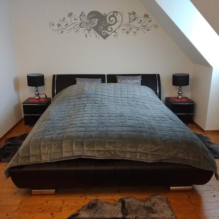 Jenny'S Ferienwohnung 蒙绍 外观 照片